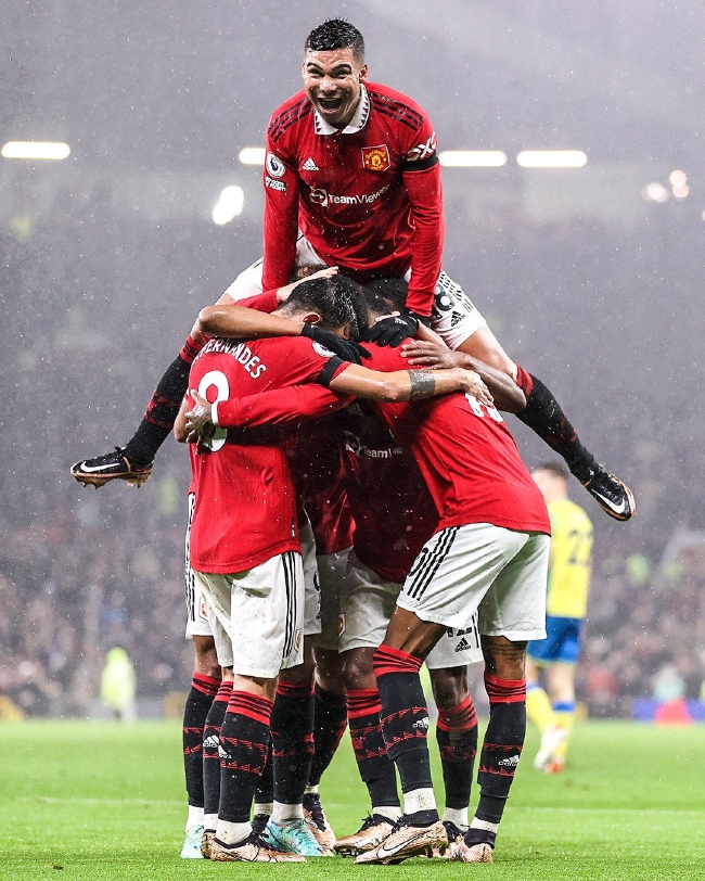 超出预期 超出预期