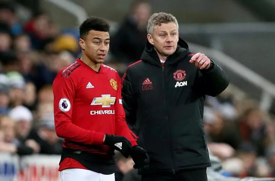 决定息息相 决定息息相